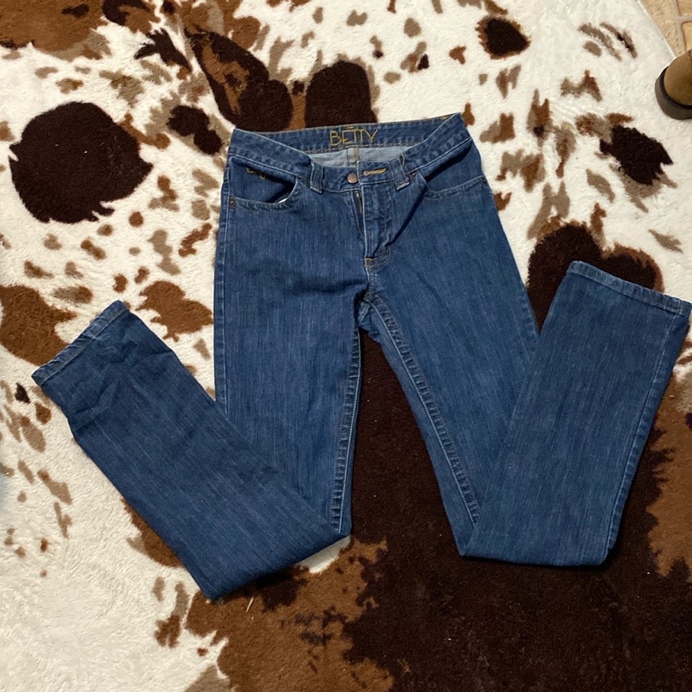 Kimes betty slim boot cut jeans size 2/34